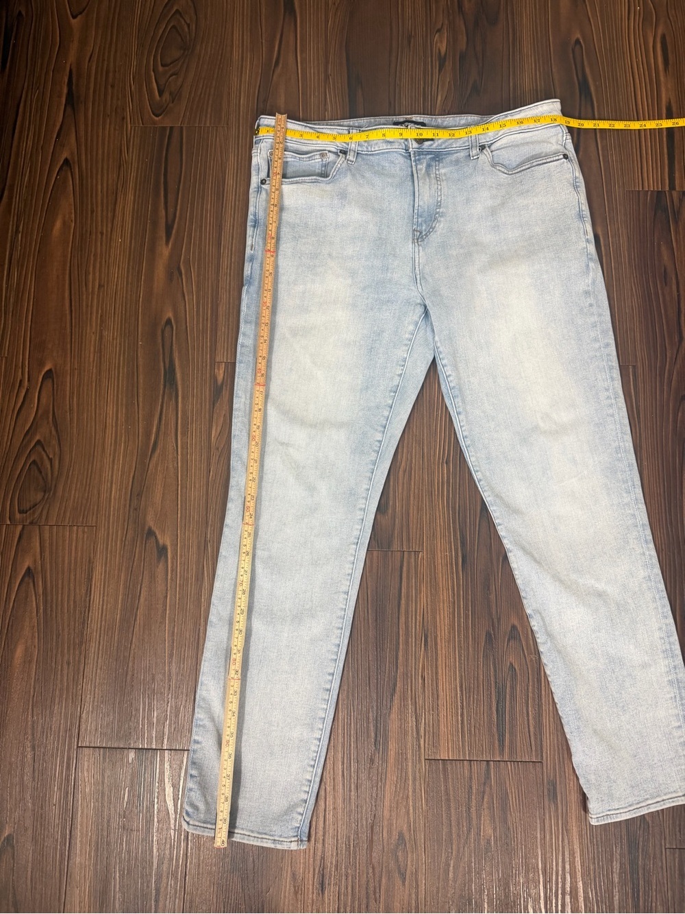 Express Men’s Slim 4-Way Hyper Stretch Light Wash Jeans Size 36x32 - Picture 4 of 11
